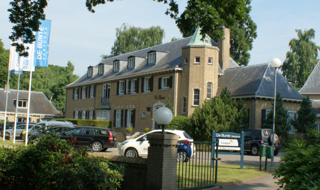 Huize Stompekamp, kantoorgebouw De Bunte